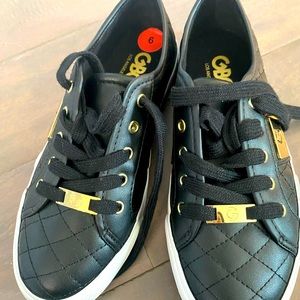 GBG los Angeles sneakers ***NEW